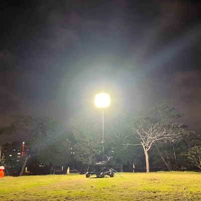 Battery Powered Glare Free Light Towers with Dust Absorption Function and 320W Output