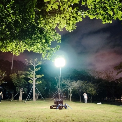 120W  AC 90-305V Voltage LED Balloon Work Light Tower for Easy Quick Setup and Mobile